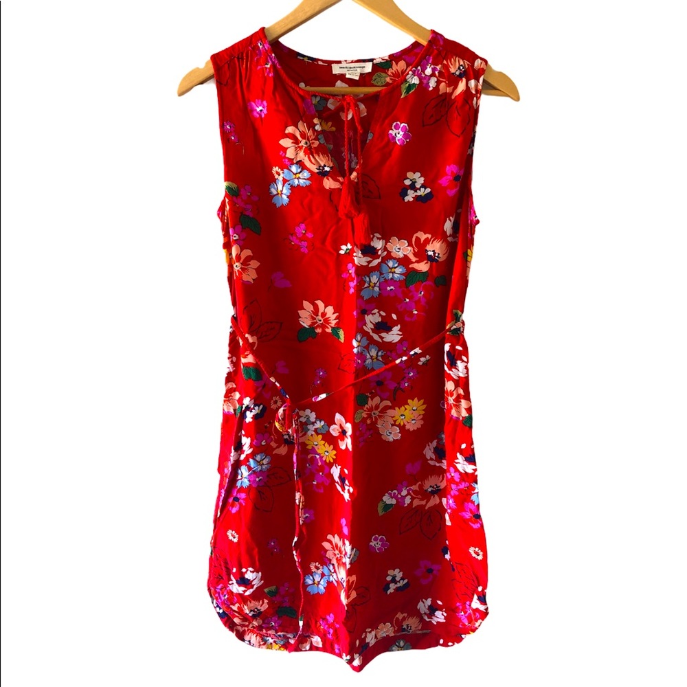 BeachLunchLounge Red Flower Sleeveless Dress w Waist Tie